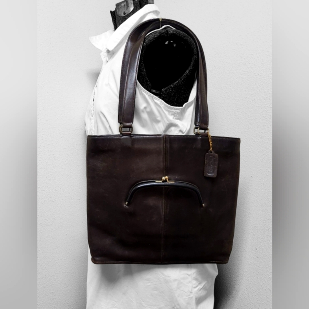 NYC Vtg Coach Skinny Tote Slim 9546